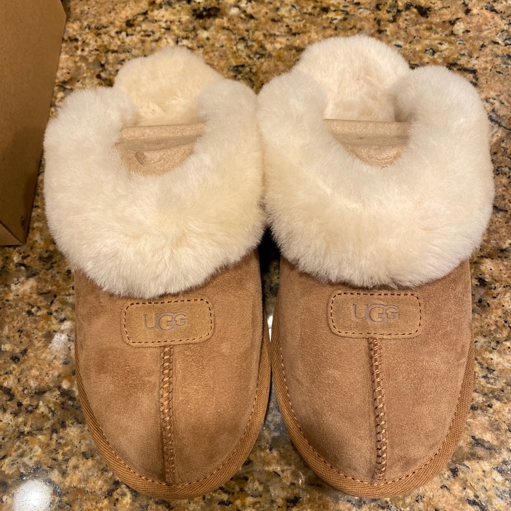 NEW UGG women’s coquette slippers 7